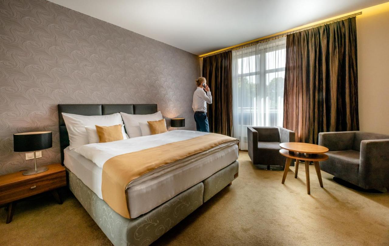 Hotel Vetruse Ústí nad Labem Dış mekan fotoğraf